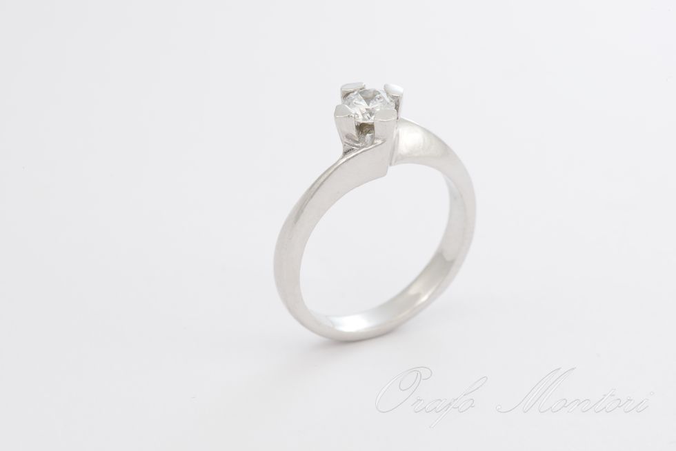 ANELLO SOLITARIO