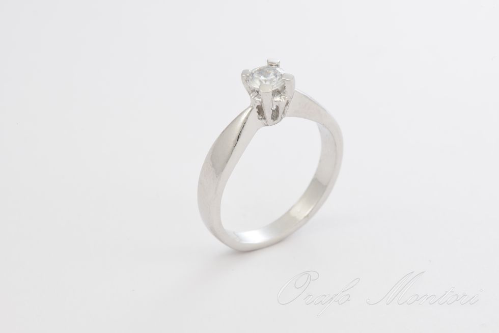ANELLO SOLITARIO
